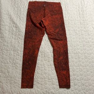Red lululumon Wunder Train leggings like new size 10
